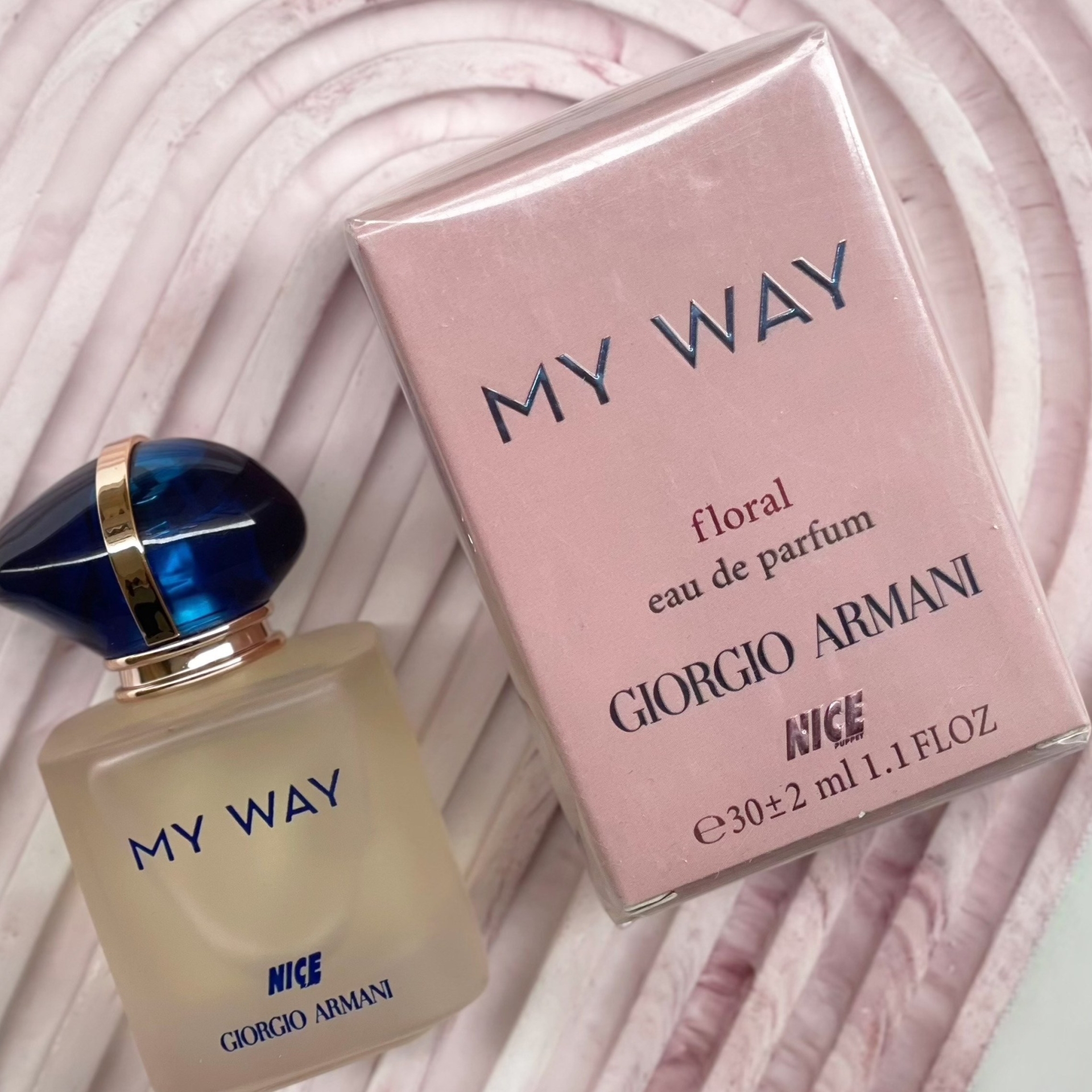  عطر ادوپرفیوم زنانه مای مدل My Way حجم ۳۰ میلی لیتر خنک شیرین 