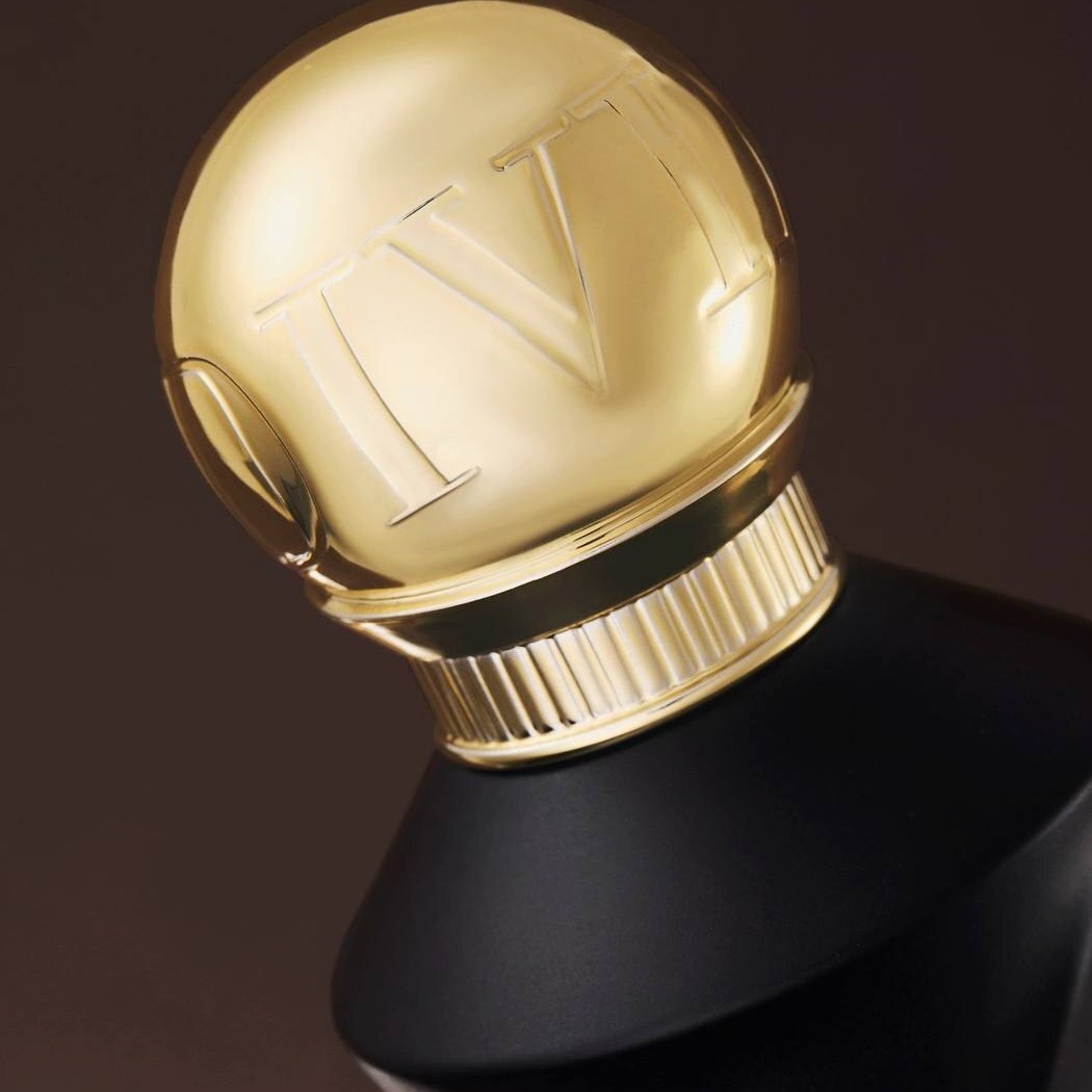 عطر زنانه دیواین مشکی اوریفلیم
